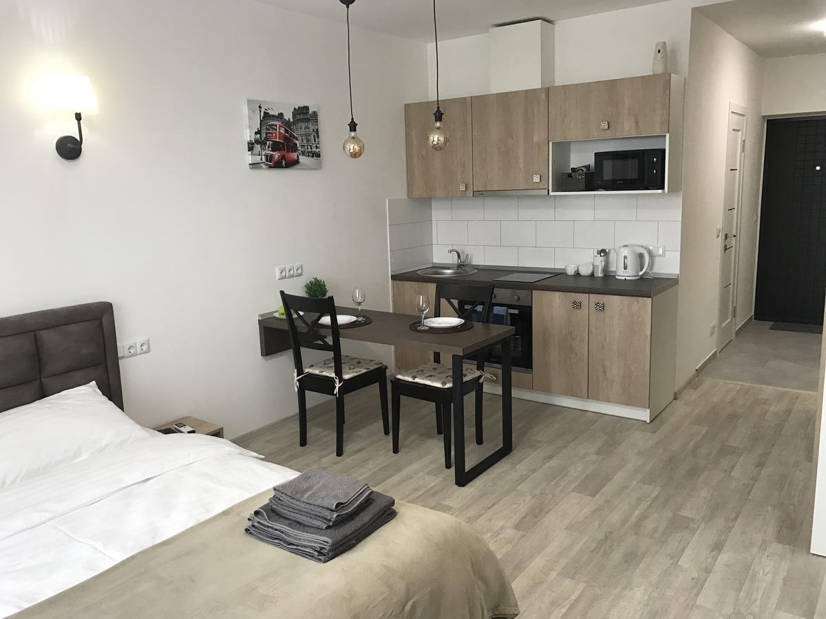Святобор Lux Apartments Kiev Buitenkant foto