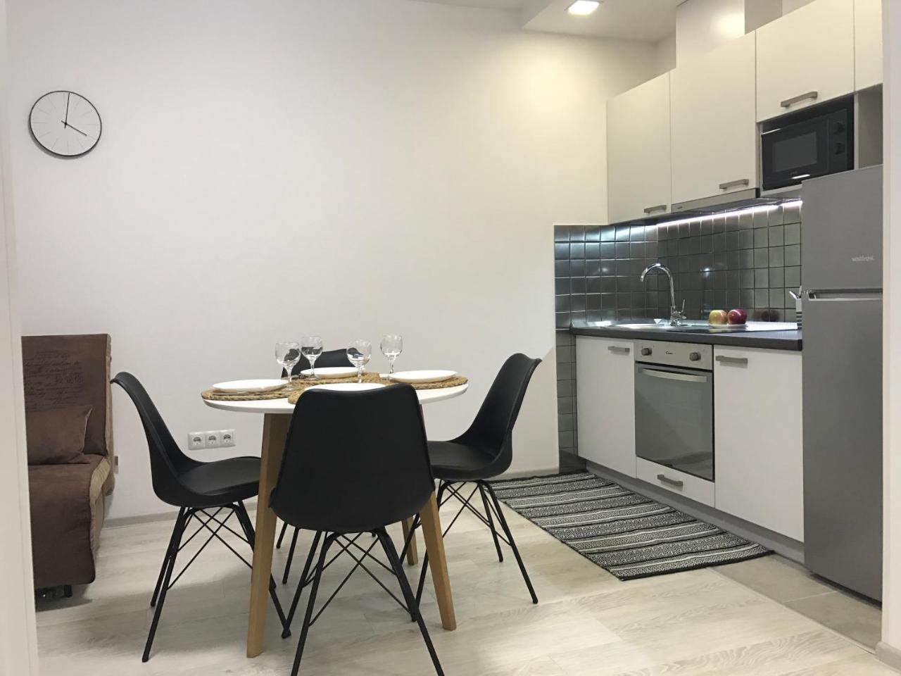 Святобор Lux Apartments Kiev Buitenkant foto