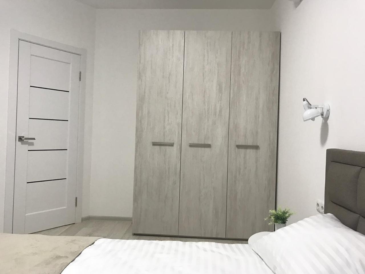 Святобор Lux Apartments Kiev Buitenkant foto
