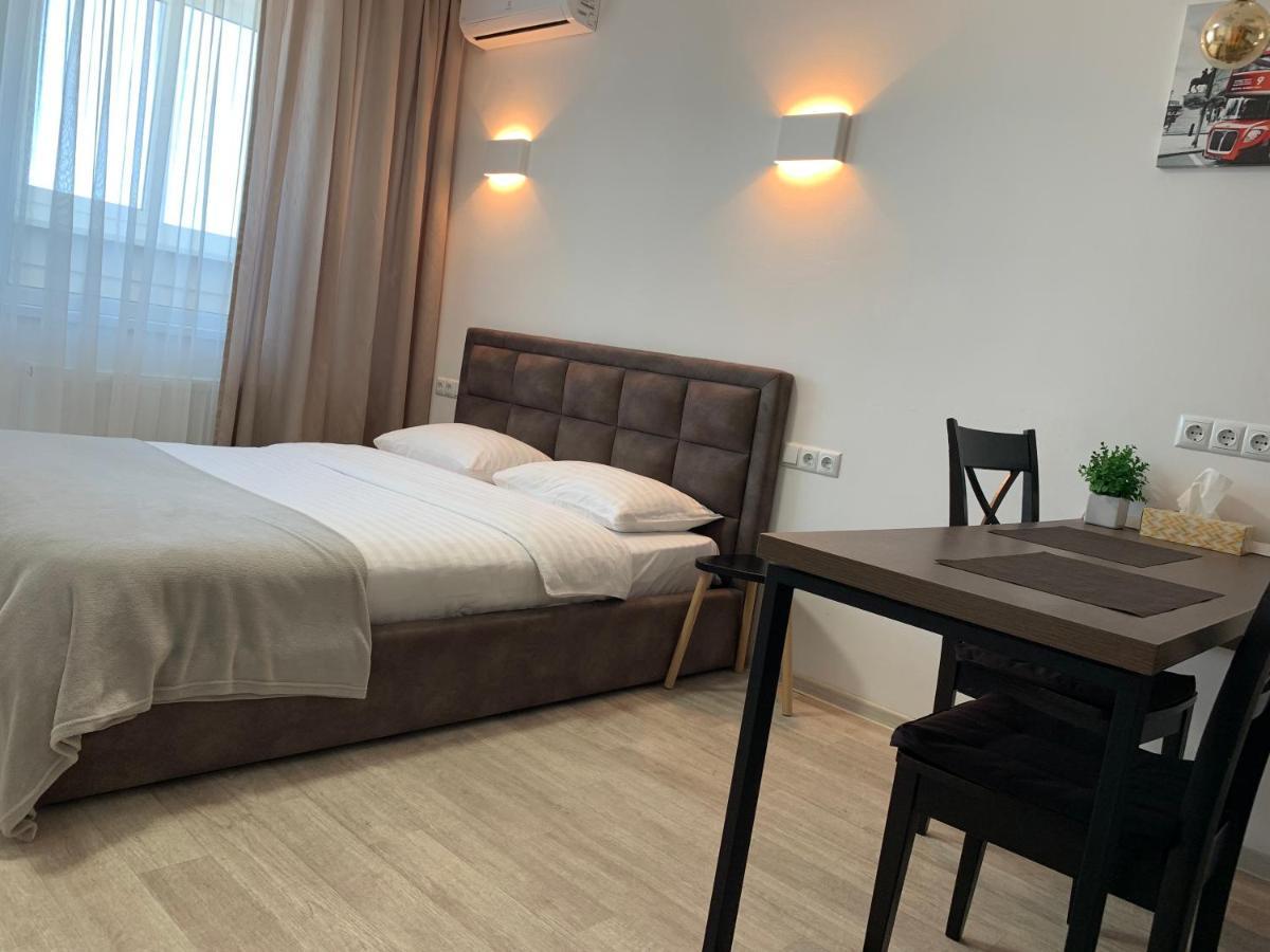 Святобор Lux Apartments Kiev Buitenkant foto